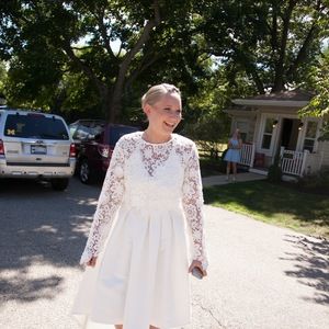 Meet your Posher, Leah